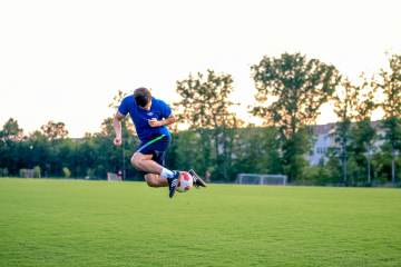 阿森纳U15队4战全胜进10球0失球夺英超青年杯（配图示意）